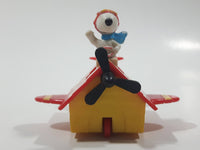 Vintage 1989 Peanuts Gang Pop Mobiles United Features Syndicate Snoopy Flying Ace Doghouse Plastic Toy McDonald's Happy Meals Not Working