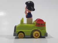 Vintage 1989 Peanuts Gang Pop Mobiles United Features Syndicate Lucy Van Pelt Green Plastic Toy Car Vehicle McDonald's Happy Meals Not Working Missing Rear Tires