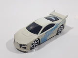 Maisto Street Speeder "Fresh Paint" White Die Cast Toy Car Vehicle