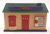 1989 New Bright Holiday Time Village Station Plastic Train Toy