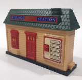 1989 New Bright Holiday Time Village Station Plastic Train Toy