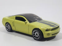 2007 Matchbox MBX Metal Ford Mustang GT Concept Fluorescent Yellow Metallic Lime Green Die Cast Toy Car Vehicle