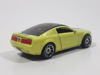 2007 Matchbox MBX Metal Ford Mustang GT Concept Fluorescent Yellow Metallic Lime Green Die Cast Toy Car Vehicle