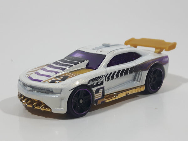 2012 Hot Wheels Code Car Overbored Chev 454 White Diecast Toy Car Vehicle