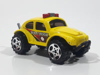 2001 Matchbox San Blasters Volkswagen Beetle 4x4 Yellow Die Cast Toy Car Vehicle with Opening Hood