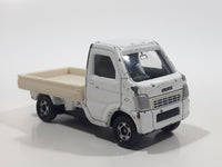 2003 Tomy Tomica No. 90 Suzuki Carry Truck White 1/55 Scale Die Cast Toy Car Vehicle