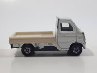 2003 Tomy Tomica No. 90 Suzuki Carry Truck White 1/55 Scale Die Cast Toy Car Vehicle