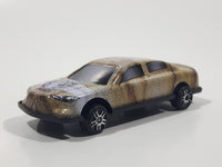 Unknown Brand Bulldog Themed Light Brown and White Thin Metal Die Cast Toy Car Vehicle