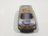 Unknown Brand Bulldog Themed Light Brown and White Thin Metal Die Cast Toy Car Vehicle