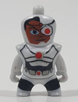 2018 Kinder Surprise DC Justice League SE657 Cyborg 1 5/8" Tall Plastic Toy Figure