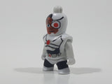 2018 Kinder Surprise DC Justice League SE657 Cyborg 1 5/8" Tall Plastic Toy Figure