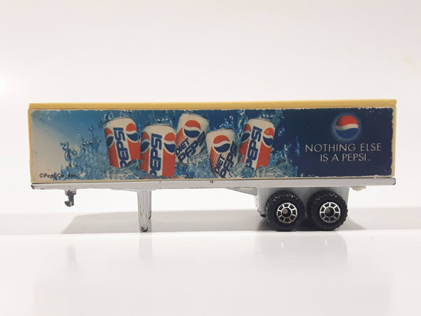 1995 Matchbox Super Rigs Pepsi and Diet Pepsi Articulated Trailer "Nothing Else Is A Pepsi" White Die Cast Toy Car Vehicle