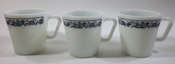 Vintage Corning Pyrex 1410 Old Town Blue Onion Pattern White Milk Glass Mug Cups Set of 3 Made in N.Y. U.S.A.