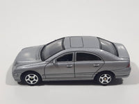 Motor Max No. 6066 Mercedes-Benz C Class Silver Grey Die Cast Toy Luxury Car Vehicle