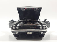 2005 Maisto Pro Modz 1970 Dodge Challenger R/T Convertible Black 1/24 Scale Die Cast Toy Car Vehicle