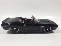 2005 Maisto Pro Modz 1970 Dodge Challenger R/T Convertible Black 1/24 Scale Die Cast Toy Car Vehicle