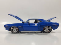 2005 Maisto Pro Modz 1970 Dodge Challenger R/T Blue 1/24 Scale Die Cast Toy Car Vehicle