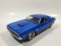 2005 Maisto Pro Modz 1970 Dodge Challenger R/T Blue 1/24 Scale Die Cast Toy Car Vehicle