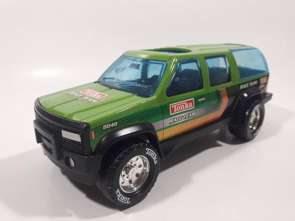 2002 Hasbro Tonka Off-Road 8040 Race Team Green Pressed Steel and Plastic Die Cast Toy Car Vehicle