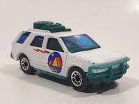 1999 Matchbox Wilderness Road Trip Isuzu Rodeo Vauxhall Frontera White Die Cast Toy Car Vehicle