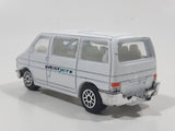 Realtoy Westjet Shuttle Van White Die Cast Toy Car Vehicle