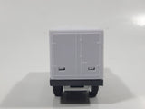 Fast Lane DKE1 GlobeStar Airlines Catering Airplane Loading Scissor Lift Container Truck White Die Cast Toy Car Vehicle
