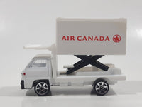RealToy Air Canada Airlines Catering Airplane Loading Scissor Lift Container Truck White Die Cast Toy Car Vehicle