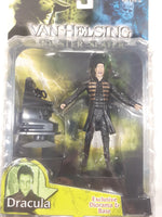 2004 Jakks Pacific Universal Van Helsing Monster Slayer Dracula 4 5/8" Tall Toy Action Figure Exclusive Diorama & Base New in Package