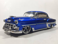 Jada Big Time Kustoms 1953 Chevrolet Bel Air Metallic Blue 1/24 Scale Die Cast Toy Car Vehicle with Opening Doors and Hood