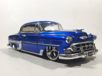 Jada Big Time Kustoms 1953 Chevrolet Bel Air Metallic Blue 1/24 Scale Die Cast Toy Car Vehicle with Opening Doors and Hood