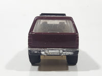 Maisto Ford Explorer Burgundy 1/42 Scale Pullback Motorized Friction Die Cast Toy Car Vehicle with Opening Doors Wheel Damage
