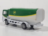 1994 Corgi Auto City M.A.N. Tanker Truck Green and White Die Cast Toy Car Vehicle