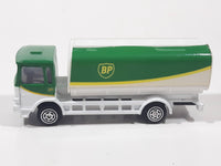 1994 Corgi Auto City M.A.N. Tanker Truck Green and White Die Cast Toy Car Vehicle