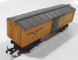 Tri-ang R114 OO Scale Tri-ang Railways T.R. 22831 Box Car Yellow Plastic Train Car Vehicle