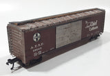 HO Scale Santa Fe A.T.S.F. 10529 Reefer Box Car Brown Toy Train Car Vehicle