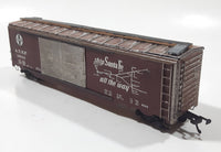 HO Scale Santa Fe A.T.S.F. 10529 Reefer Box Car Brown Toy Train Car Vehicle