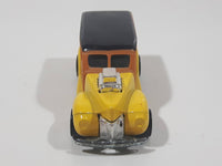 1990 Hot Wheels '40's Woodie Yellow and Black Wood Panel Die Cast Toy Car Vehicle