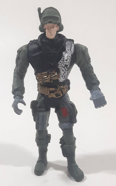 Soldier 3 3/4" Tall Toy Action Figure