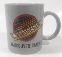 1989 Bushnell Vancouver Canucks NHL Ice Hockey Team Grey 3 3/4" Tall Ceramic Coffee Mug Cup