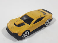 Motor Max No. W6203 W6204 Big Block Surfer Yellow Die Cast Toy Dream Car Vehicle
