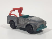 Vintage Aviva United Features Syndicate No. C23 Snoopy Woodstock Silver Die Cast Toy Car Vehicle Made in Hong Kong