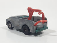 Vintage Aviva United Features Syndicate No. C23 Snoopy Woodstock Silver Die Cast Toy Car Vehicle Made in Hong Kong