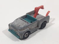 Vintage Aviva United Features Syndicate No. C23 Snoopy Woodstock Silver Die Cast Toy Car Vehicle Made in Hong Kong