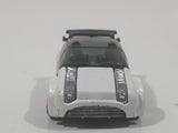 2005 Hot Wheels Gorilla Attack Super Gnat Pearl White Die Cast Toy Car Vehicle