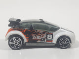 2005 Hot Wheels Gorilla Attack Super Gnat Pearl White Die Cast Toy Car Vehicle