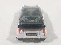 2005 Hot Wheels Gorilla Attack Super Gnat Pearl White Die Cast Toy Car Vehicle