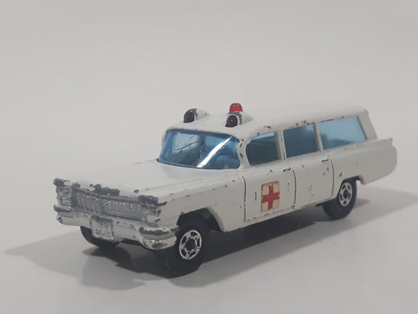 Vintage Lesney Superfast Matchbox Series No. 54 S&S Cadillac Ambulance White Die Cast Toy Car Vehicle