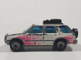 1997 Matchbox Isuzu Rodeo White Die Cast Toy Car Vehicle