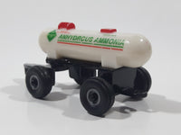 Tomy ERTL John Deere Anhydrous Ammonia Tank Trailer White and Black Die Cast and Plastic Toy Farming Machinery Vehicle H0516YL01