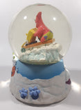 2006 Viacom SpongeBob SquarePants Windup Musical 5 1/2" Tall Glass and Resin Snow Globe Plays "Jingle Bells"